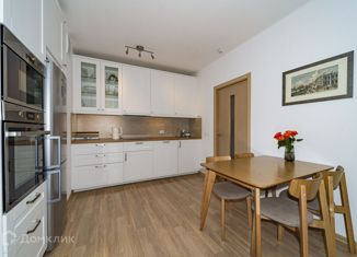 Трехкомнатная квартира на продажу, 85.6 м2, Екатеринбург, ЖК Современник, улица Раевского, 22