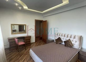 Сдается в аренду 4-ком. квартира, 150 м2, Новосибирск, улица Орджоникидзе, 23, метро Площадь Ленина