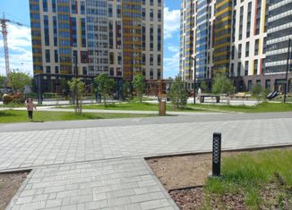 Продам 1-ком. квартиру, 32 м2, Казань, улица Александра Курынова, 4к4, ЖК Светлая Долина