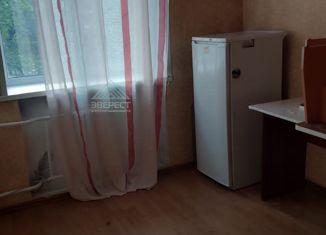 Аренда 3-ком. квартиры, 57 м2, Абакан, улица Щетинкина, 17