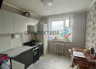 Продается 2-комнатная квартира, 56 м2, поселок Воротынск, улица 50 лет Победы, 2