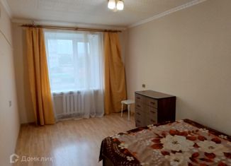 Продаю 2-ком. квартиру, 48 м2, Ейск, Красная улица, 47/2