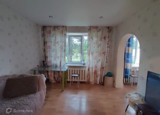 Четырехкомнатная квартира на продажу, 73.8 м2, Сосновоборск, улица Труда, 1