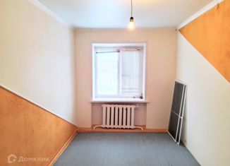 Продается трехкомнатная квартира, 55 м2, село Атемар, Центральная улица, 55