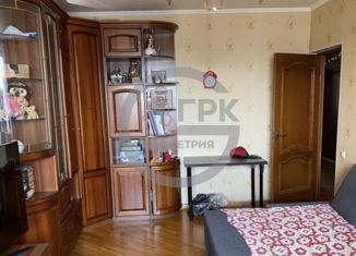 Продаю 2-комнатную квартиру, 60.9 м2, Москва, улица Декабристов, 10к1, улица Декабристов