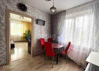 Продажа двухкомнатной квартиры, 43.9 м2, Озёрск, Октябрьская улица, ЖК Шоколад