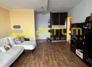 Продается 3-комнатная квартира, 67 м2, Красноярск, Семафорная улица, 189Б