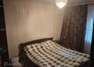 Продам трехкомнатную квартиру, 65 м2, село Молочное, Парковая улица, 6А
