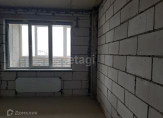 Продается 2-комнатная квартира, 87 м2, Батайск, улица Северный Массив, 16