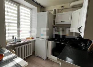 Продаю 2-комнатную квартиру, 42.6 м2, Санкт-Петербург, 1-й Рабфаковский переулок, 4, метро Пролетарская