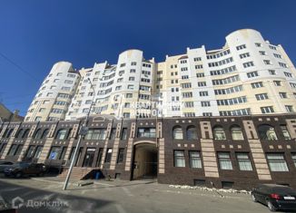 Продаю 3-ком. квартиру, 115 м2, Саратов, улица Киселёва, 30/34, Кировский район