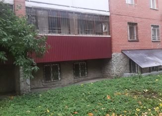 Продам 2-ком. квартиру, 48 м2, Свердловская область, улица Чайковского, 62