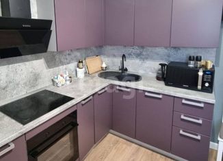 Двухкомнатная квартира на продажу, 59 м2, Москва, Беловежская улица, 37, станция Немчиновка