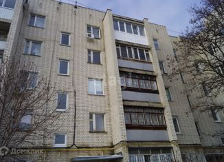 Продам 2-комнатную квартиру, 51 м2, Борисоглебск, улица 40 лет Октября, 96