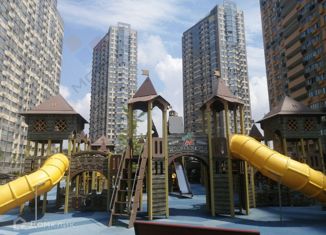 Трехкомнатная квартира на продажу, 75.7 м2, Краснодар, улица имени В.Н. Мачуги, 166к1, ЖК Сказка Град