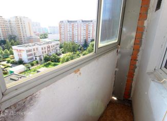 Продам 1-ком. квартиру, 40 м2, Москва, улица Руднёвка, 4, метро Улица Дмитриевского