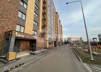 Продаю двухкомнатную квартиру, 78 м2, Татарстан, улица Рауиса Гареева, 78А