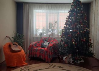 Продам дом, 230 м2, посёлок городского типа Медведево, улица Кирова, 10