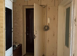 Продам 3-ком. квартиру, 61 м2, Ставрополь, улица Ашихина, 5