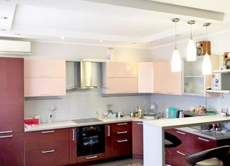 Продам 3-ком. квартиру, 134.1 м2, Тюмень, улица Салтыкова-Щедрина, 57