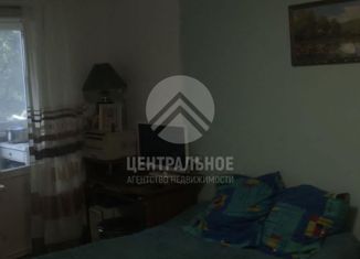 Продаю трехкомнатную квартиру, 69 м2, Новосибирск, улица Бурденко, 29, улица Бурденко