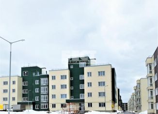 Продается двухкомнатная квартира, 81.3 м2, деревня Болтино, улица Баздырева, 21