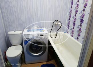 Сдаю в аренду 1-ком. квартиру, 30 м2, Губаха, улица Никонова, 18