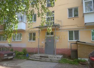 Продаю 3-комнатную квартиру, 49 м2, Дегтярск, улица Циолковского, 2
