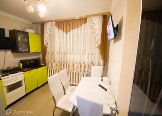 Продается 3-комнатная квартира, 60.3 м2, Когалым, Набережная улица, 84