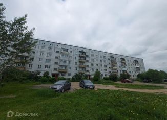 Продажа четырехкомнатной квартиры, 68.4 м2, Сокол, улица Шатенево, 71