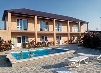 Продам дом, 172 м2, поселок Кучугуры, улица Ленина, 56А