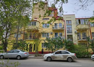 Продаю двухкомнатную квартиру, 40 м2, Волгоградская область, Клинская улица, 32