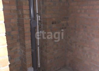 Продается 1-ком. квартира, 40 м2, Батайск, Коммунистическая улица, 188А