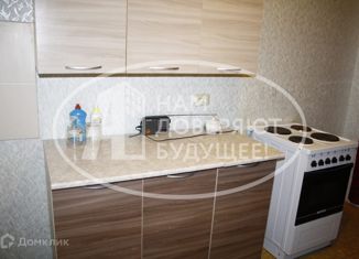 Продаю 2-комнатную квартиру, 46 м2, Кунгур, улица Просвещения, 15А