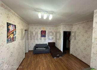 Продажа трехкомнатной квартиры, 43 м2, Саратов, улица имени И.Н. Посадского, 272