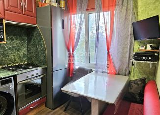 Продам 3-ком. квартиру, 55 м2, Архангельская область, улица Капитана Воронина, 32