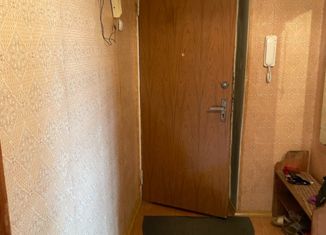 Продаю 3-ком. квартиру, 64 м2, рабочий поселок Первомайский, Пролетарская улица, 9