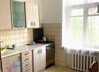 Продаю 2-ком. квартиру, 50 м2, Москва, площадь Победы, 1кА, площадь Победы