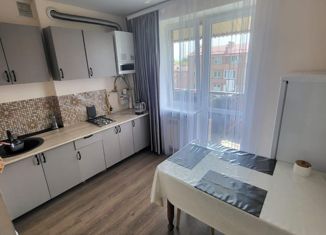Продам 2-ком. квартиру, 47 м2, Беслан, улица Дзарахохова, 11В