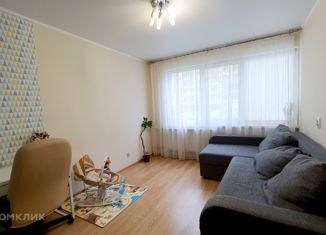 Продается двухкомнатная квартира, 45.5 м2, Санкт-Петербург, проспект Королёва, 15, метро Пионерская