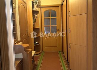 Продаю 2-ком. квартиру, 52 м2, Строитель, улица Жукова, 1