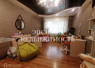 Продам трехкомнатную квартиру, 72.3 м2, Курск, улица Ольшанского, 26А