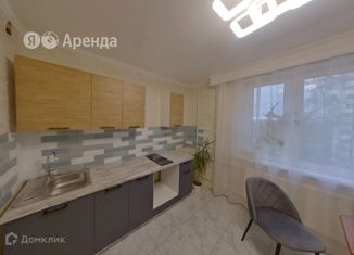 Сдам в аренду 3-ком. квартиру, 70 м2, Санкт-Петербург, улица Савушкина, 115к3, муниципальный округ № 65