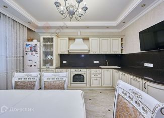 Продам 3-ком. квартиру, 106 м2, Краснодар, Минская улица, 122/12, Минская улица