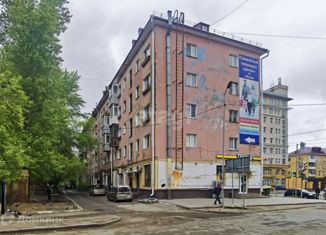 Продается 1-ком. квартира, 31 м2, Омск, проспект Карла Маркса, 47