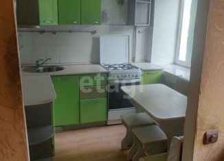 Сдается 2-ком. квартира, 40.5 м2, Златоуст, проспект Гагарина 3-я линия, 5