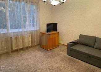 Продам 2-комнатную квартиру, 53 м2, Москва, Филёвский бульвар, 8к1, метро Народное Ополчение