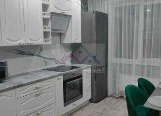 Продам 3-комнатную квартиру, 63.1 м2, Белгородская область, микрорайон Северный, 33