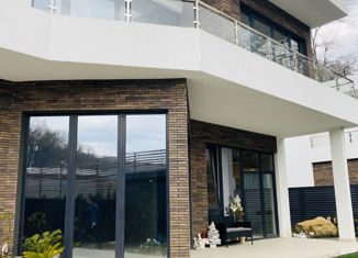 Продается дом, 180 м2, село Нижнее Учдере, улица Атарбекова, 17