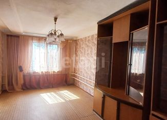 Продажа трехкомнатной квартиры, 49 м2, Балашов, Рабочая улица, 76